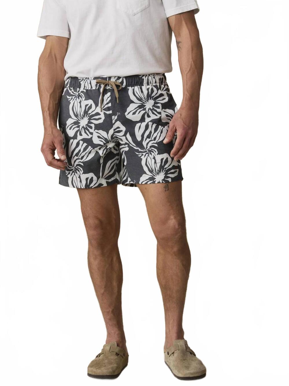 NEW FAHERTY men's all day trunk in midnight white floral
